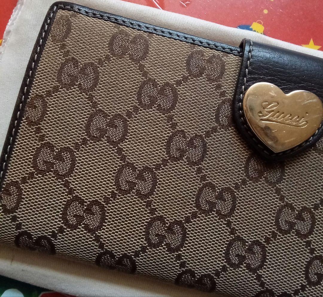 【本日のみ値下げ・早い者勝ち】GUCCIグッチ　長財布ラブリハートGG柄