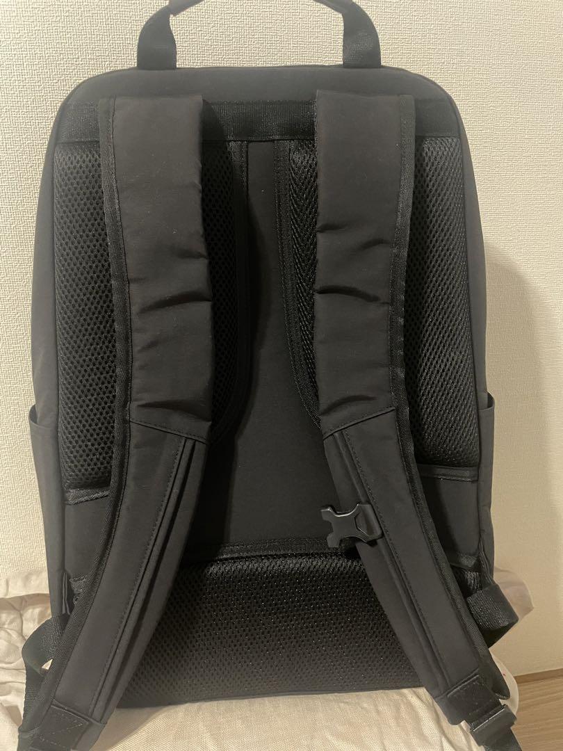 UNIQLO ファンクショナルバックパック 大 黒 32L 廃盤モデル UNIQLO ユニクロ ファンクショナルバックパック 黒 19L - メルカリ
