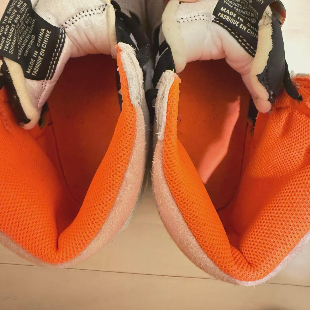 Nike AirJordan1 RETRO High Hyper Crimson