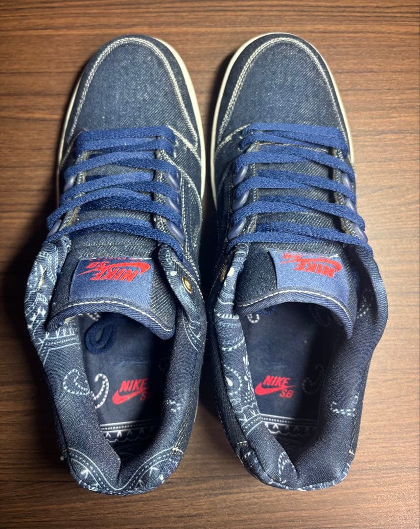 ナイキSBエアフォース2Biggie vs Tupac 美品 size27.5㎝ ナイキSBエアフォース2Biggie vs Tupac 美品 size27.5㎝