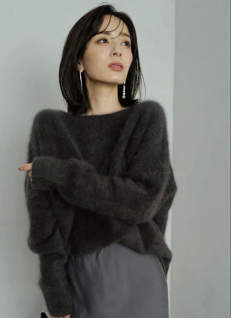 anuans ラクーンオフショルニットプルオーバー CHARCOALGREY