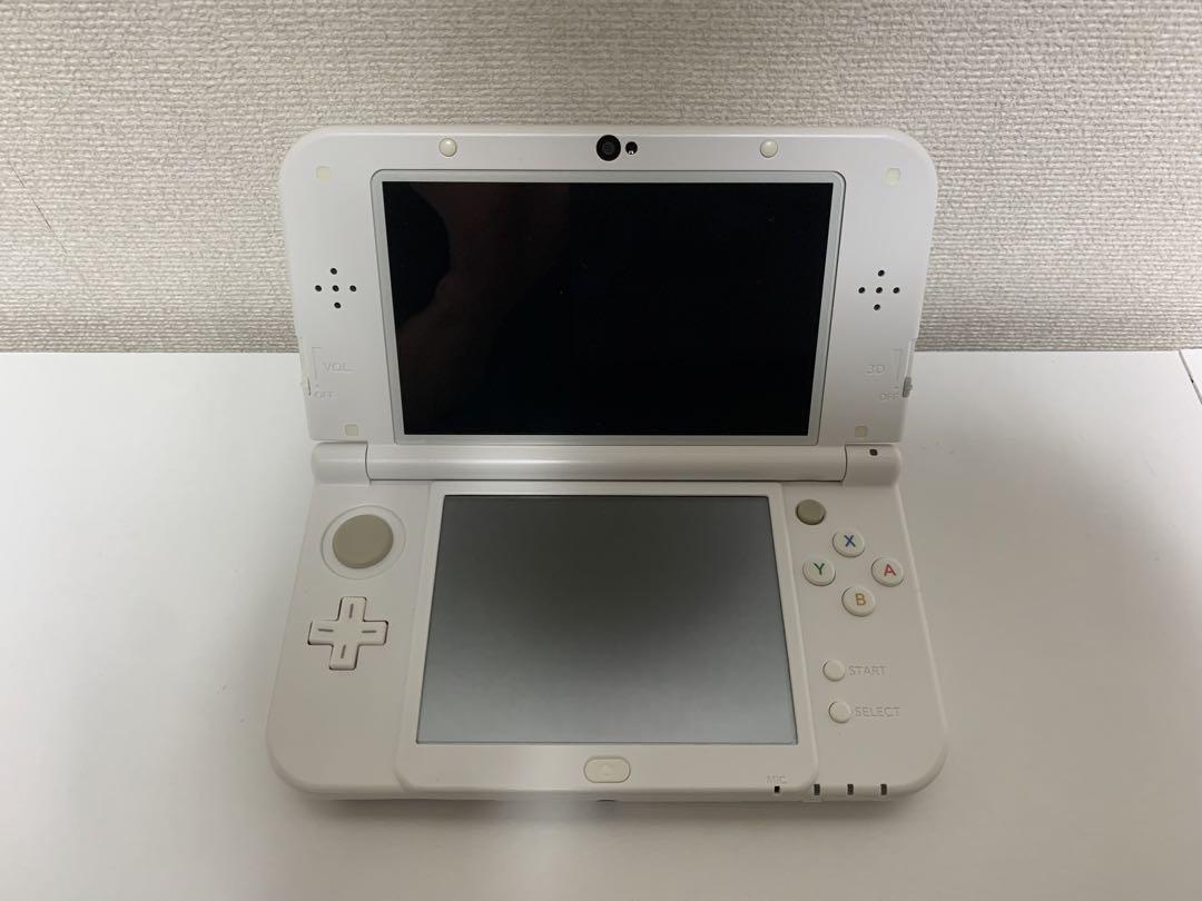 Newニンテンドー3DS LL パールホワイト