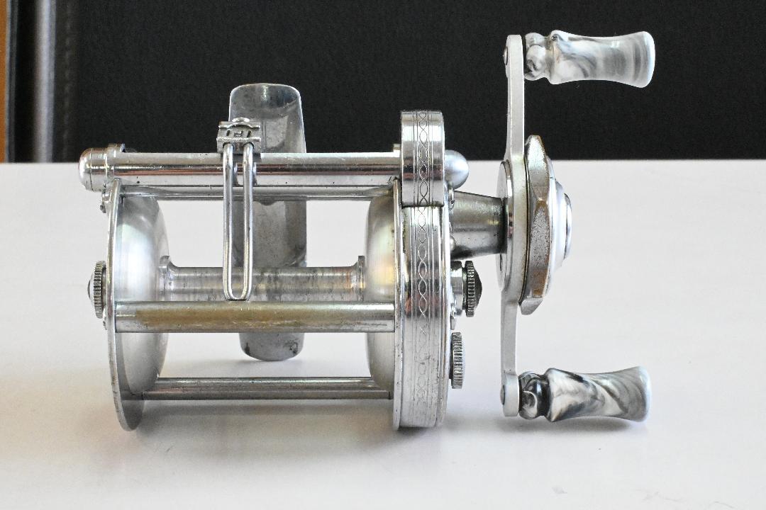 リール PFLUEGER SUMMIT 1995