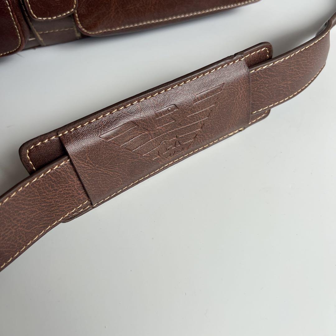 GIORGIO ARMANI レザー ショルダーバッグ ロゴ ブラウン B813