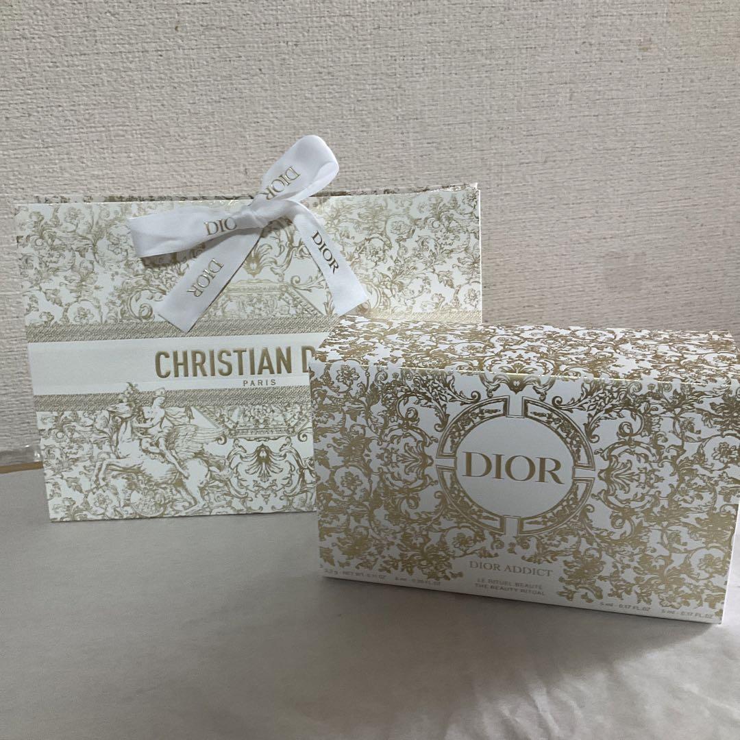 Dior ディオール ホリデー オファー クリスマスコフレ 2023 限定 Dior ディオール ホリデー オファー 2023 限定 クリスマス コフレ