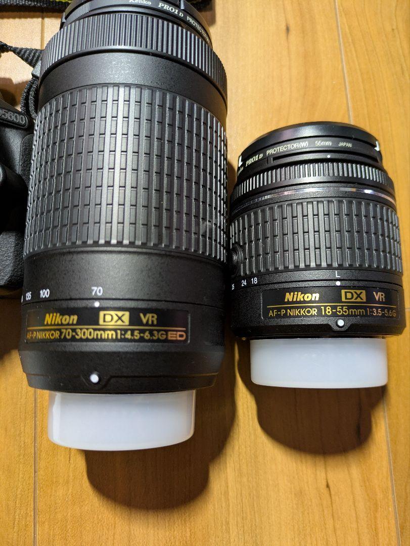 Nikon D5600 18-55mm + 70-300mm VRキット