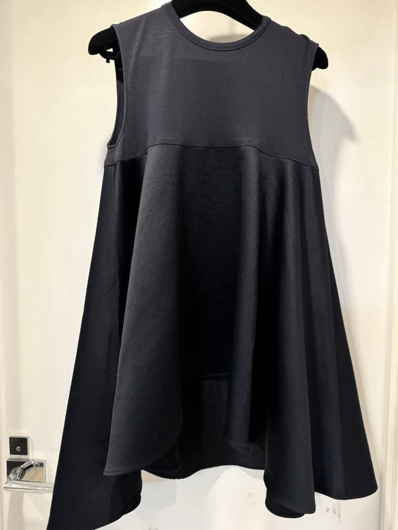 ヨーコチャン YOKOCHAN Aラインフレア ノースリーブ カットソー 36 ヨーコチャン YOKOCHAN Aラインフレア ノースリーブ カットソー 36