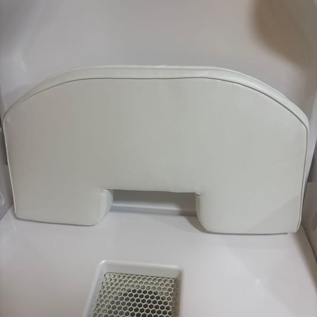 ヨサチェアー よもぎ蒸し椅子 クッション付き傷や汚れあり