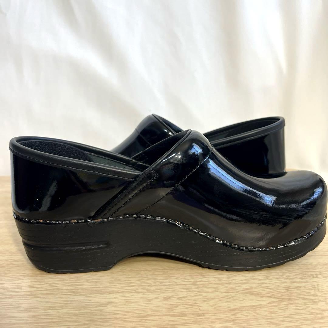 dansko ダンスコ　プロフェッショナル パテント　エナメル　ブラック