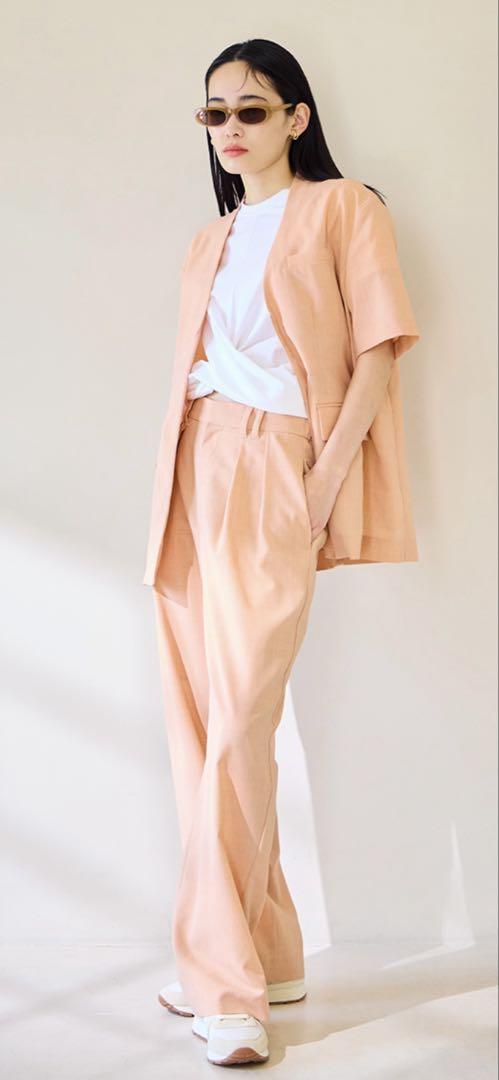 ⭐︎美品⭐︎ emmi atelier セミシアーハーフスリーブセットアップ