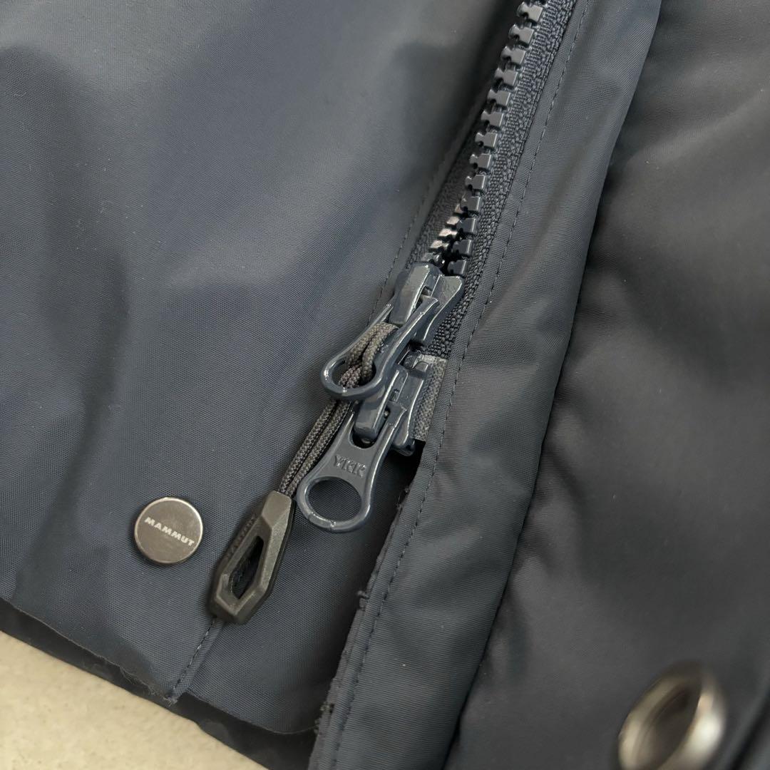 極美品 マムート Floeberg HS Thermo Hooded Coat