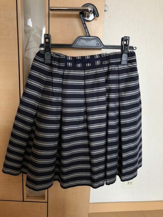 フォーマルスーツ ジャケット：紺色スカート：紺色サイズ：140【クミキョク】