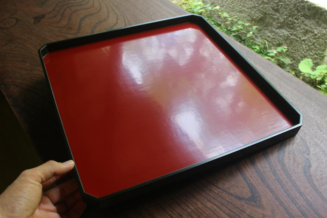 【SALE】 隅切り四方デザインに風情ある内朱縁青塗りのお膳（検輪島塗お盆 工芸品