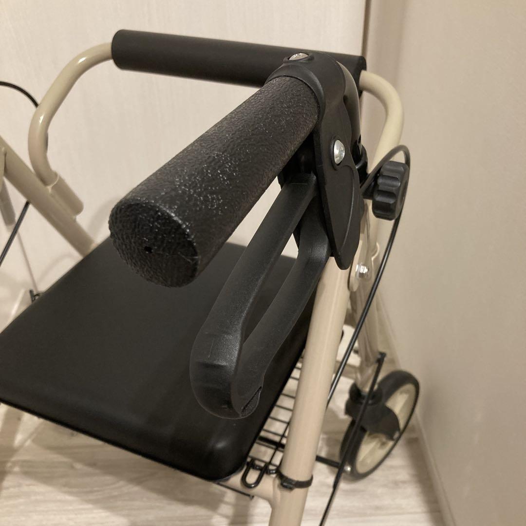 竹虎　ハッピーミニ　歩行器　ベージュ