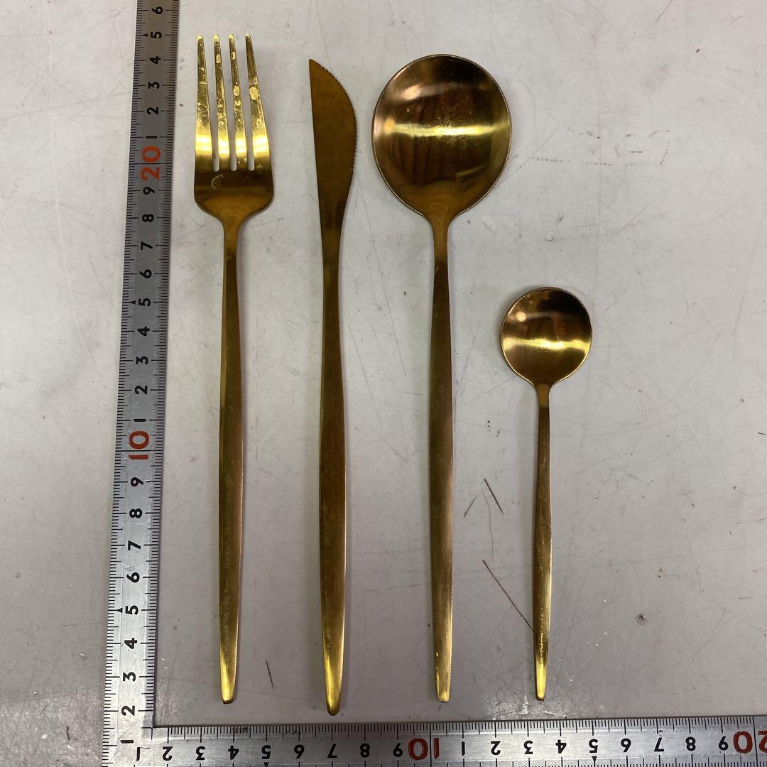 STAINLESS　STEES ゴールドカトラリーセット 4点　(の27