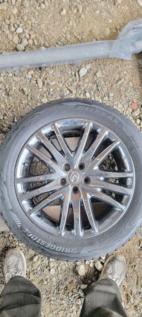 お買い得定番 T様専用レクサスRX450h 235 55R19 オプション スタッドレス LseX2-m83758664020 最安価格(税込)