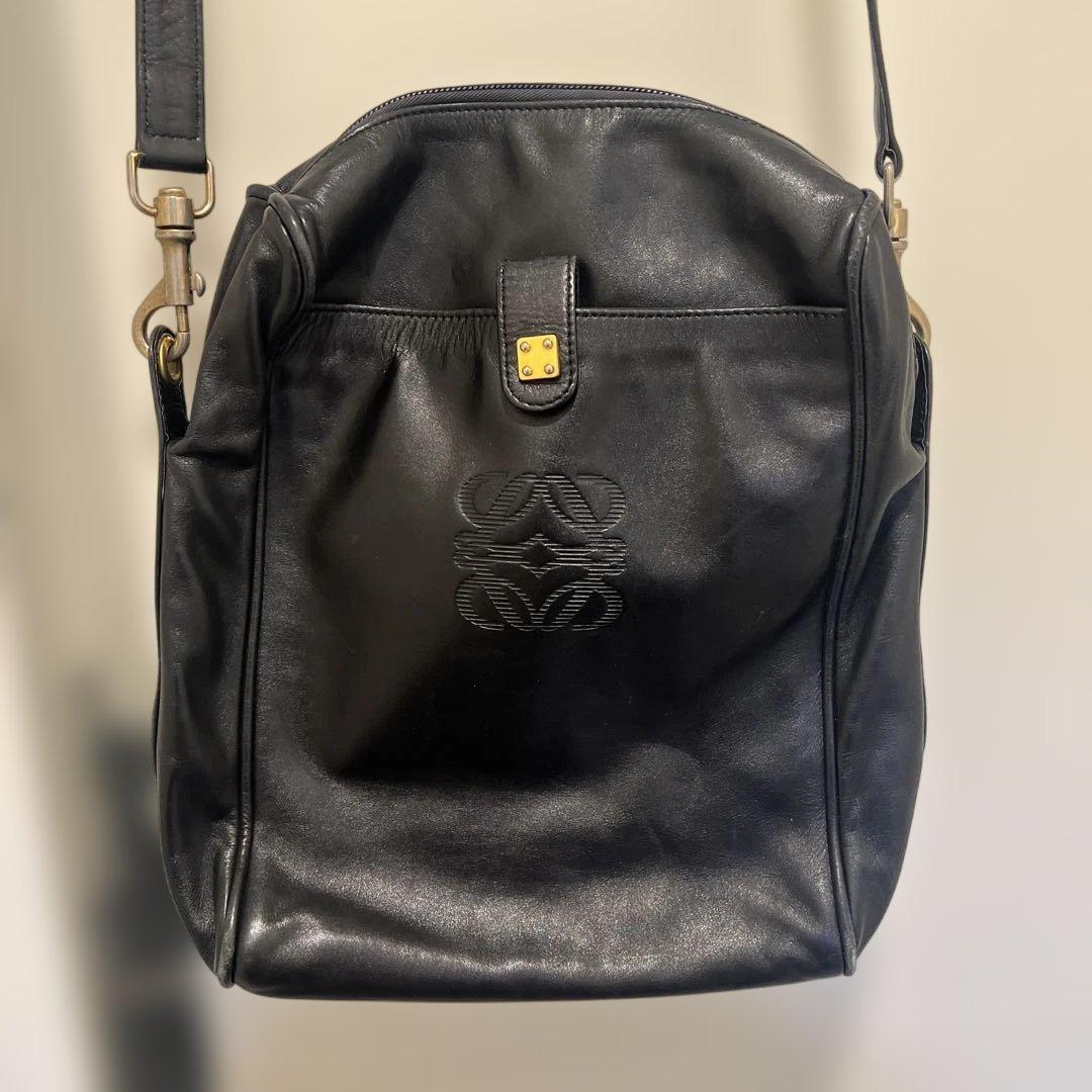 黒 レザー ショルダーバッグ LOEWE ロエベ 鍵なし