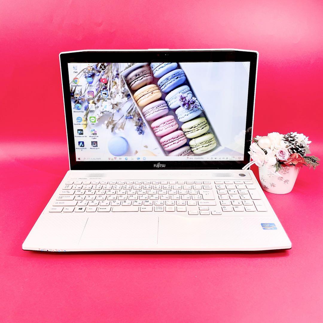 Corei7✨️タッチパネル✨️薄型ノートパソコン カメラ付き大
