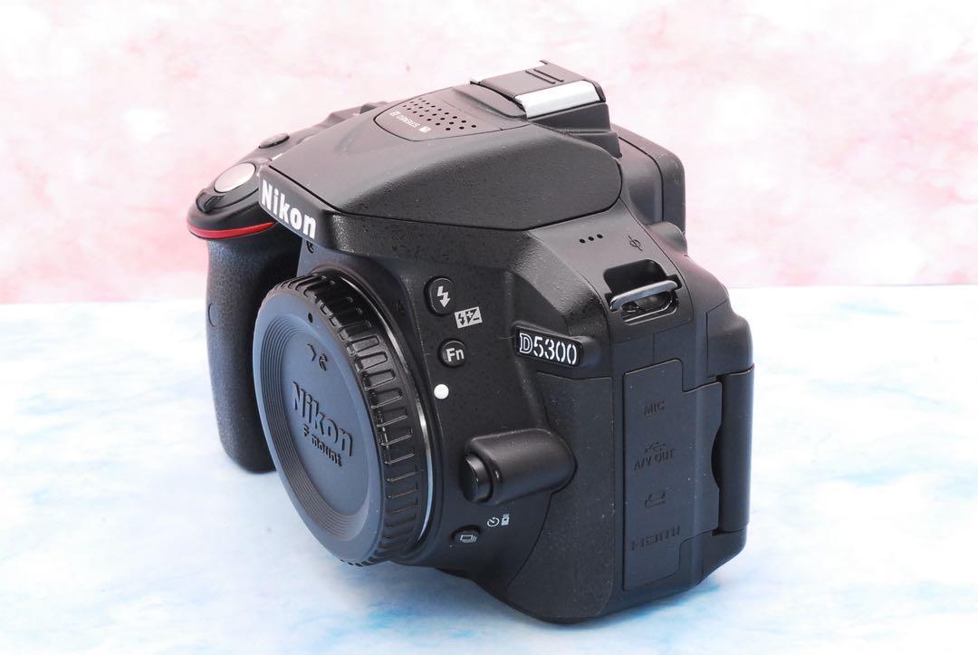 Nikon D5300⭐️手ぶれ補正Wレンズ⭐️一眼レフカメラ⭐️Wi-Fi