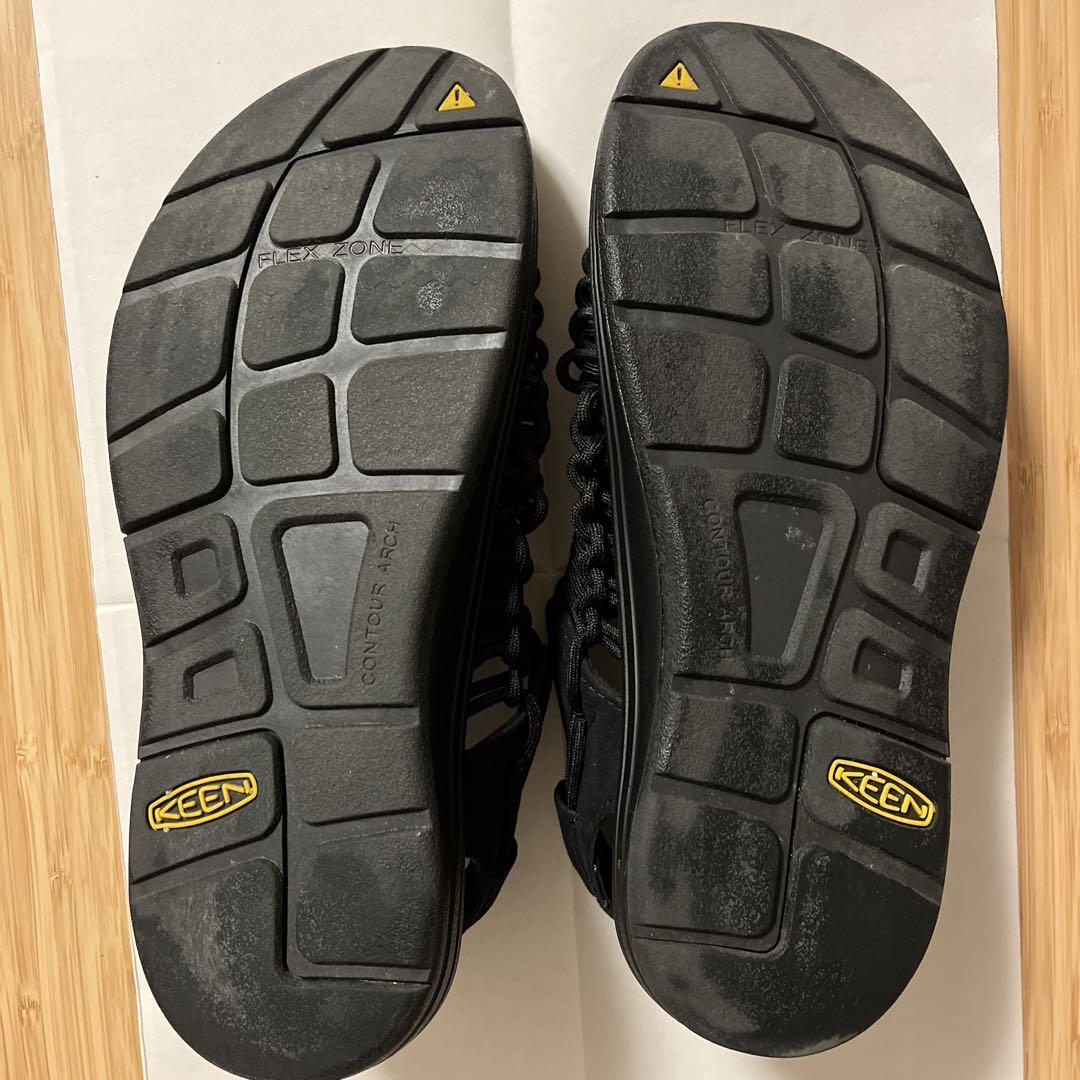 KEEN サンダル UNEEK 25cm