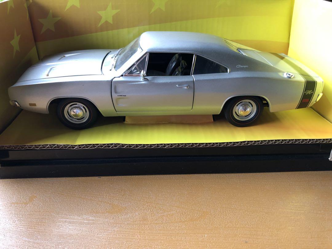 ミニカー 1969 dodge CHARGER R/T