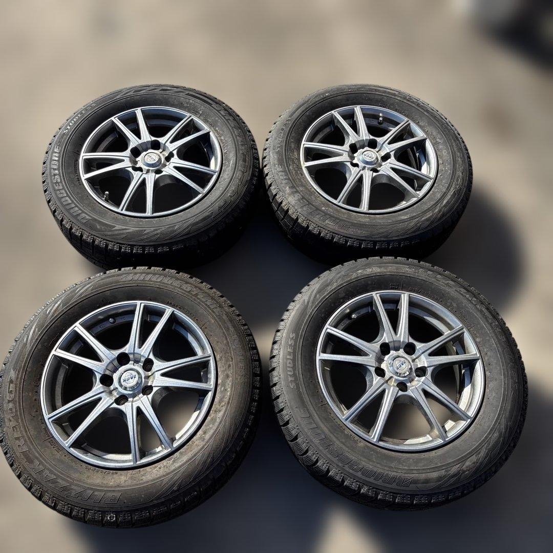 BRIDGESTONE スタッドレスタイヤ　16インチ215/65R16