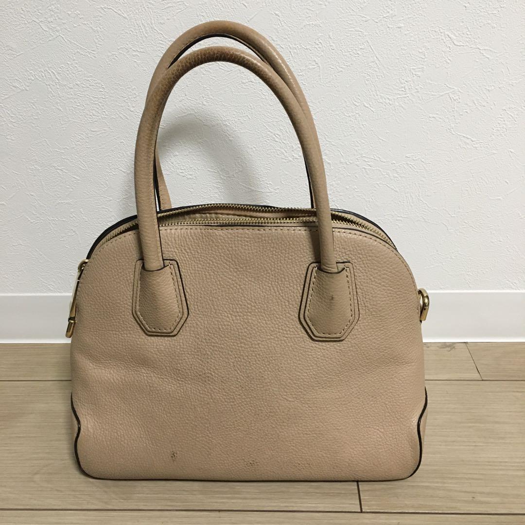 MICHAEL KORS ベージュ ハンドバッグ - メルカリ