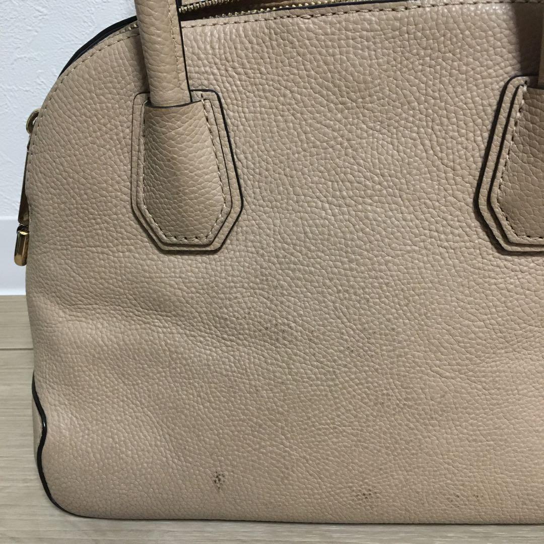 MICHAEL KORS ベージュ ハンドバッグ - メルカリ