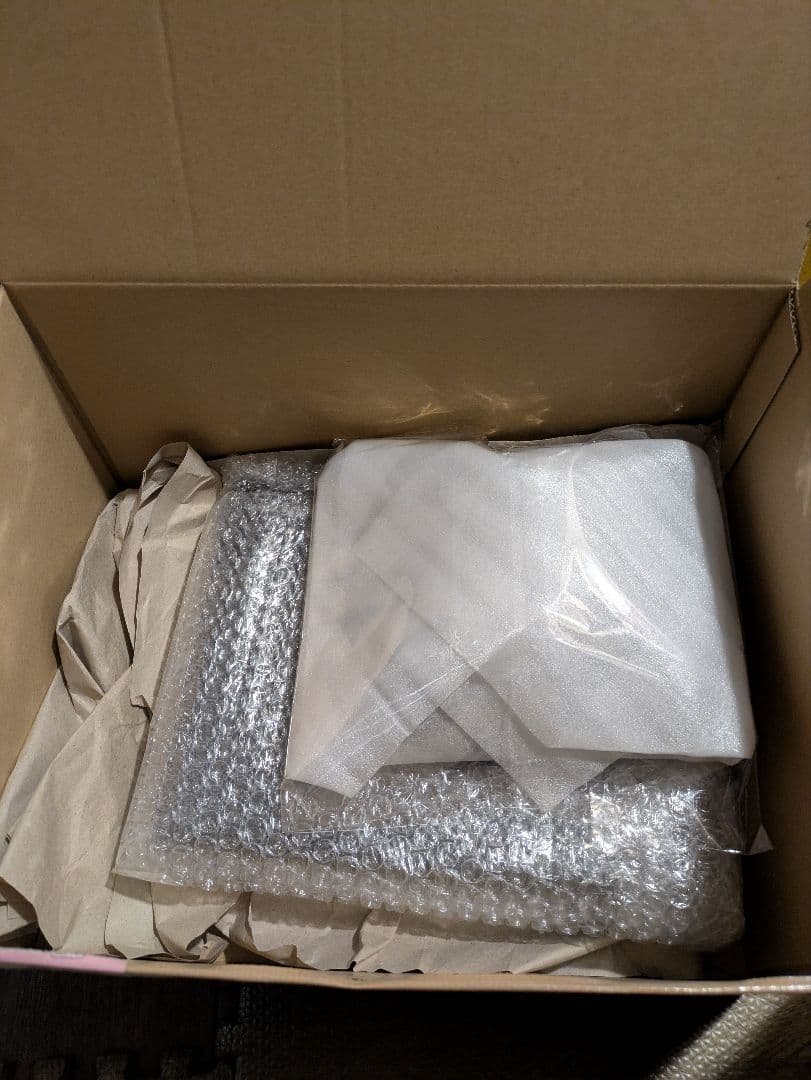 Wizz ポータブルブルーレイディスクプレーヤー DB-PW1055X Wizz ポータブルブルーレイディスクプレーヤー DB-PW1055X