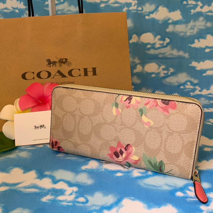 2022人気新作 ♡COACH ベージュ シグネチャー ピンク 花柄 - 長財布 - labelians.fr 2022人気新作 ♡COACH ベージュ シグネチャー ピンク 花柄 - 長財布 - labelians.fr