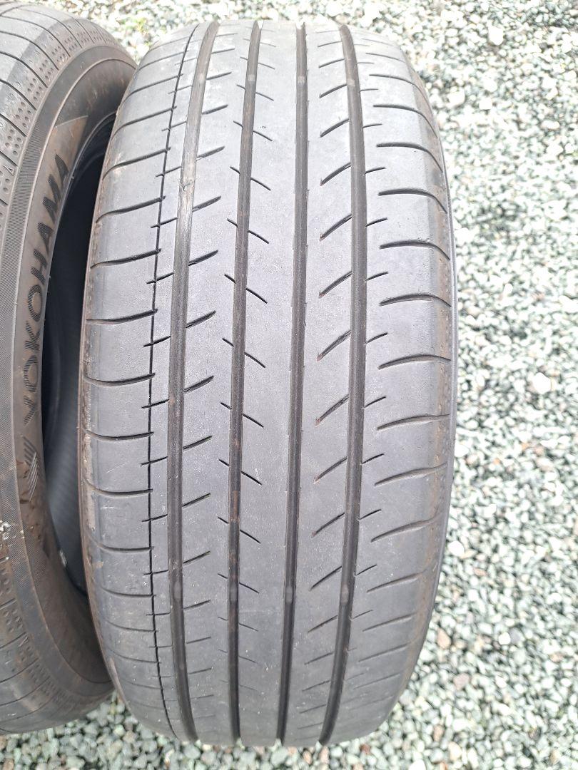 215/55R17 YOKOHAMA ブルーアース　2020年製　４本