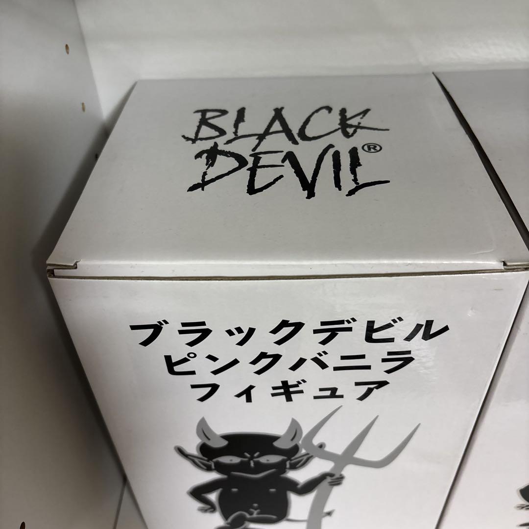 U*U様 ブラックデビル フィギュア 2体セット 非売品
