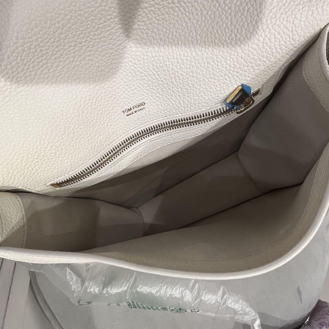 TOM FORD♡ Tara ショルダーバッグ ホワイトレザー チョーク