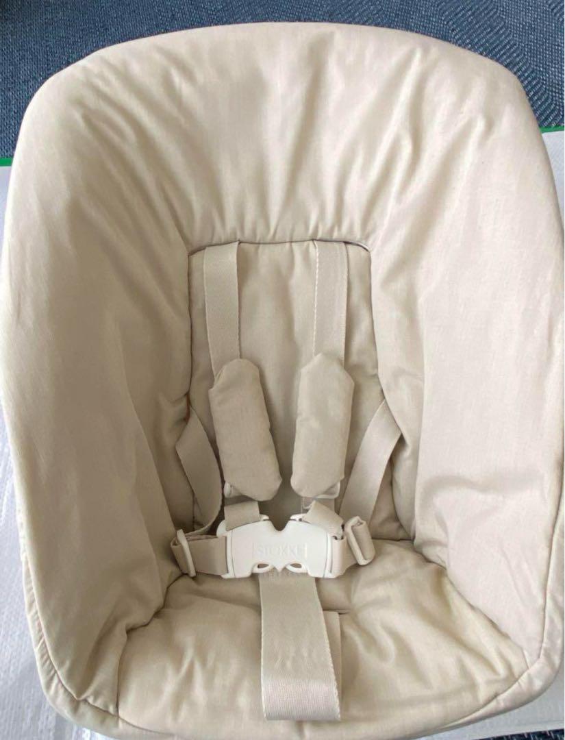 美品　ストッケ トリップトラップ ニューボーン