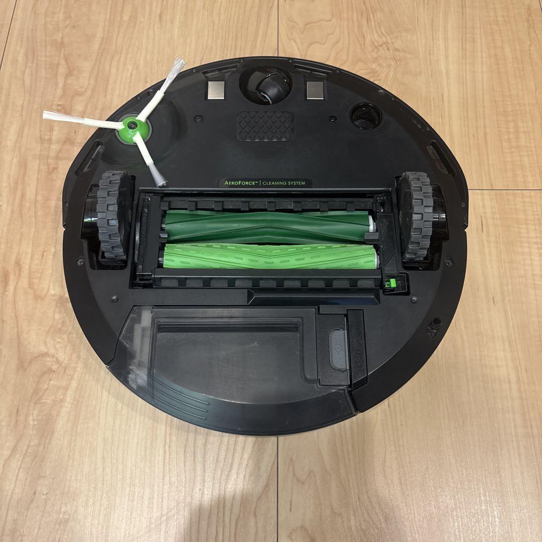 iRobot ルンバ i3 ロボット掃除機 クリーナー 消耗品新品 iRobot ルンバ i3 ロボット掃除機 クリーナー 消耗品一部新品