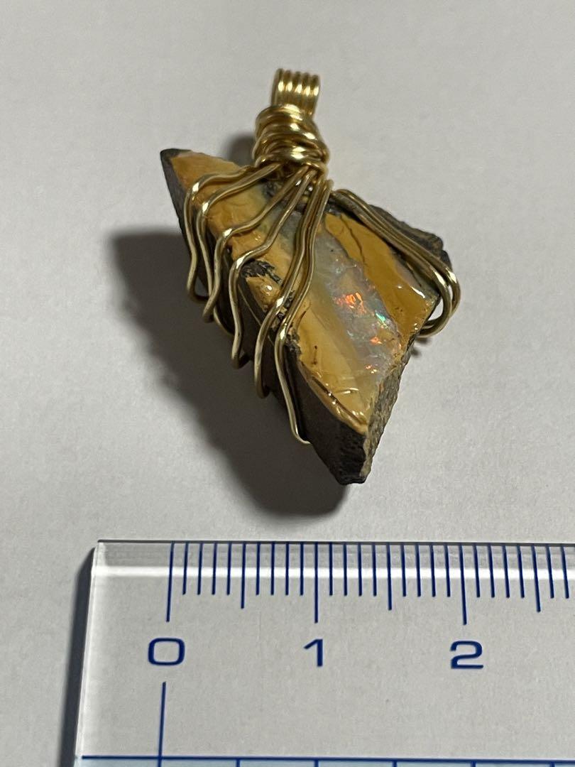レディース用　天然ボルダーオパール原石ペンダントトップネックレス(1)