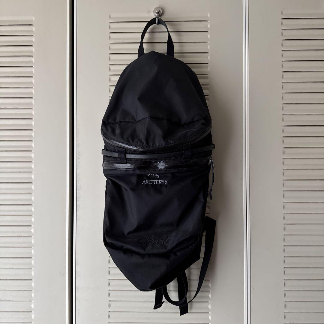 ARC'TERYX Cierzo 18 シェルゾ オールブラック