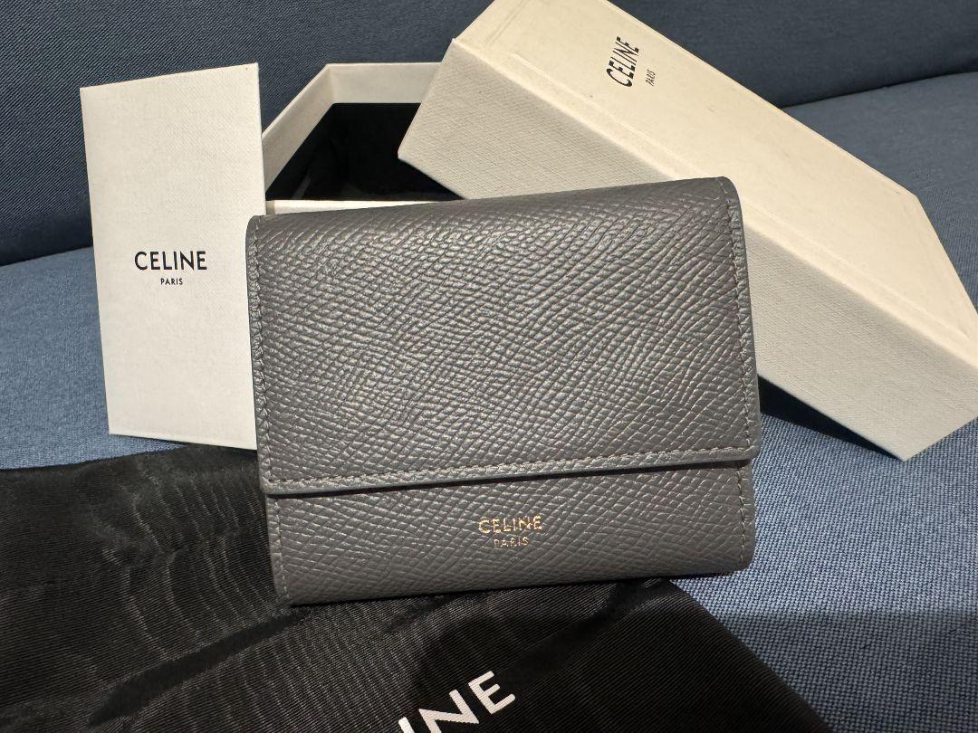 CELINE グレー 三つ折り財布 - メルカリ