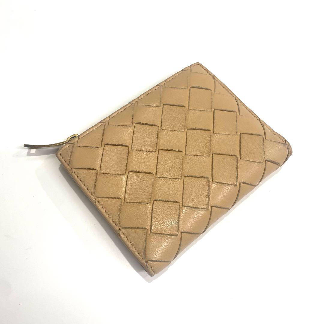 BOTTEGA VENETAボッテガヴェネタ　折り財布　ベージュ　レディース