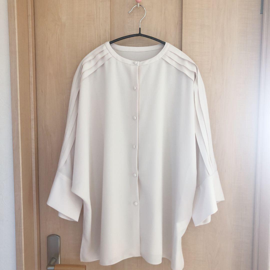 激安通販 ブラウス アドーア 新品タグ付 ADORE - シャツ/ブラウス(七分