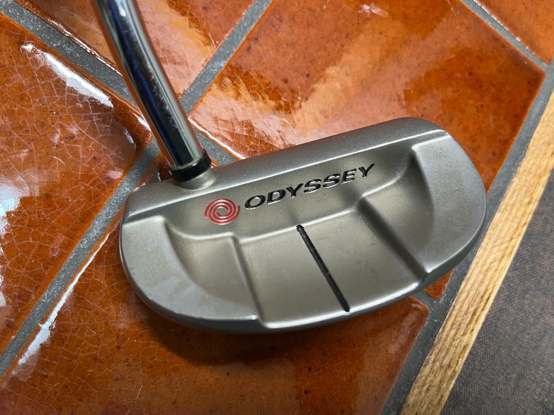 オデッセイ　ホワイトホット #5 パター　Odyssey