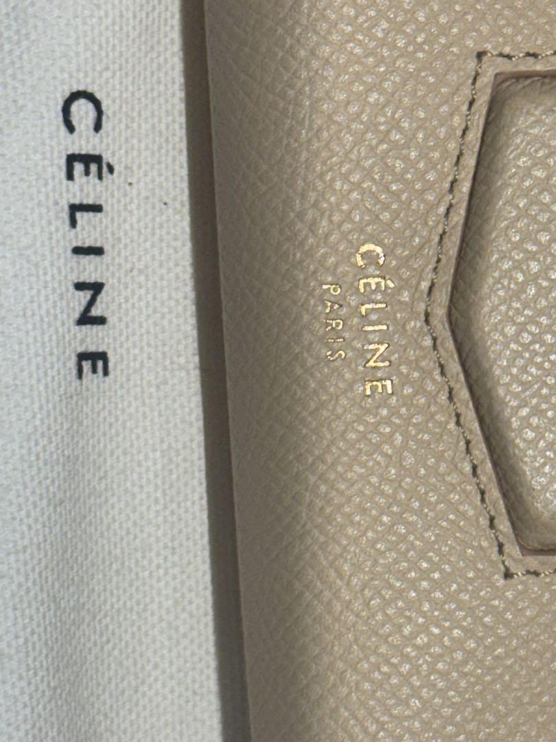 CELINEレザー 二つ折り財布 ベージュ