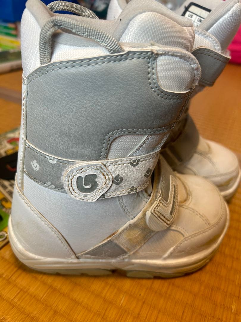 Burton アフタースクールスペシャル100cm +ブーツの3点セット Burton アフタースクールスペシャル100cm +ブーツの3点セット