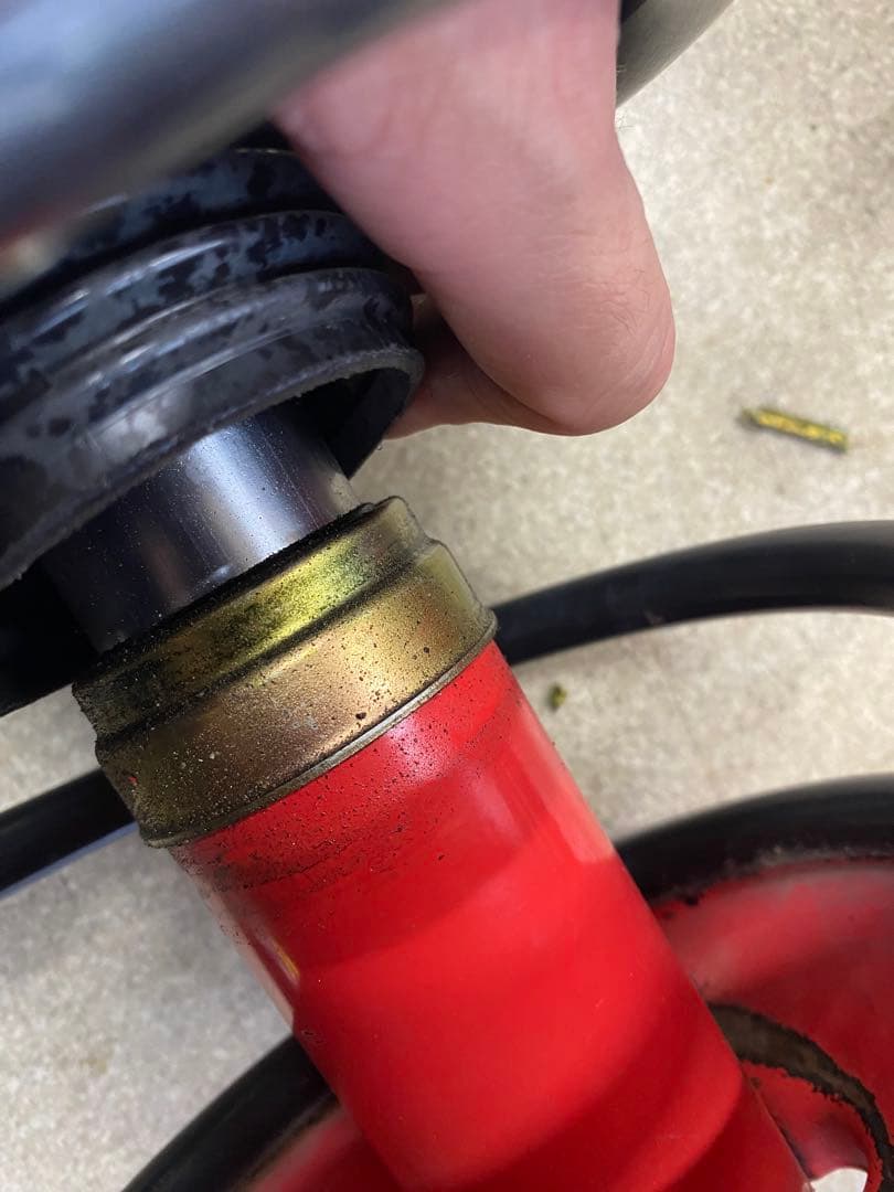 GDB　インプレッサ　WRX　STI　純正　フロント　サス　ショックアブソーバー