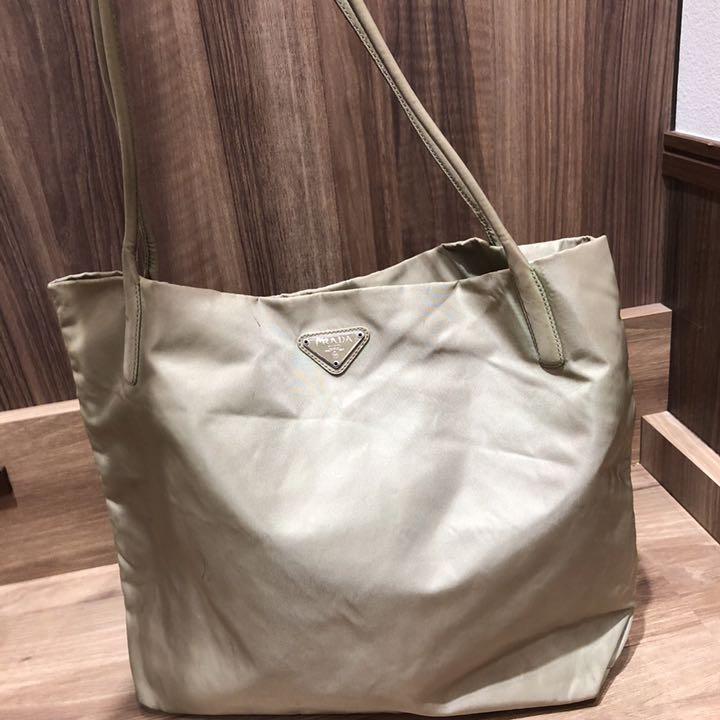 PRADA プラダ ナイロン ショルダーバッグ トートバッグ ハンドバッグ アウトレット 美品✨プラダ ヴィテロダイノ レザー トートバッグ 2wayショルダー 三角ロゴ トートバッグ
