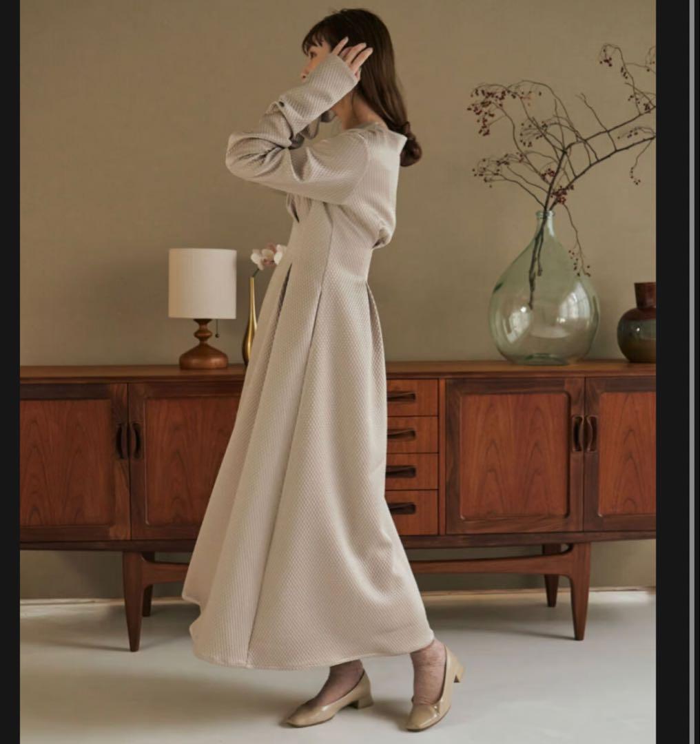 ワンピース acka arm slit one-piece (beige)