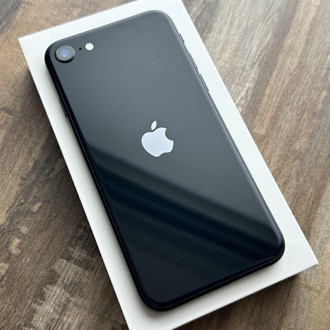 iPhoneSE 第3世代 本体 Midnight 64GB SIMフリー