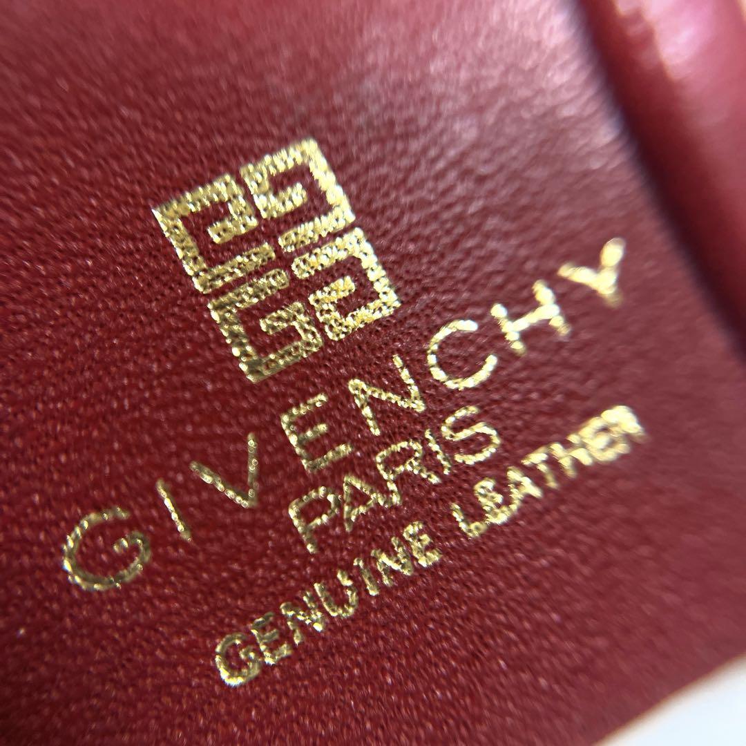 <GIVENCHY>ジバンシィ　ゴールド×レザー キーホルダー