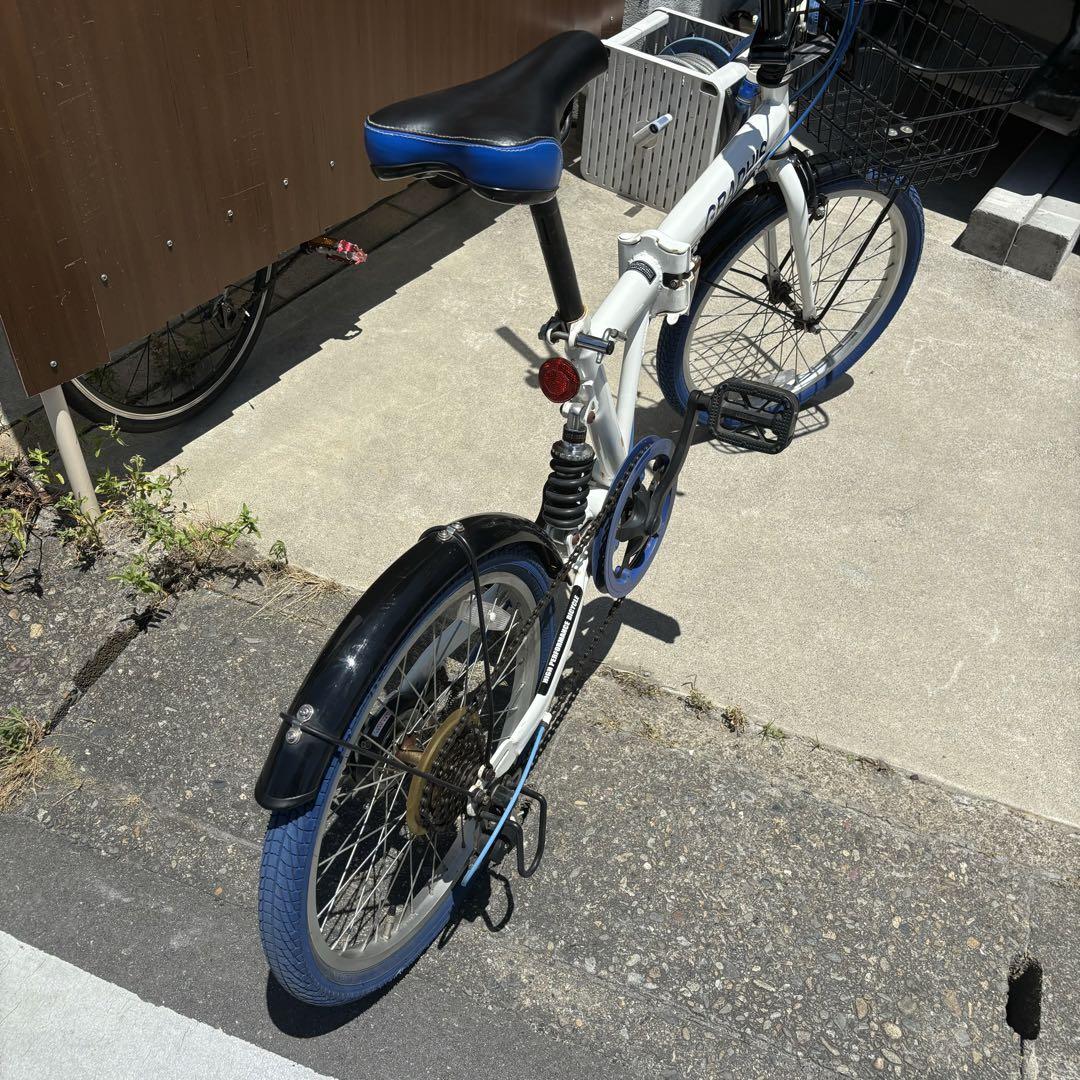 【引き取り限定】GRAPHIS 折りたたみ自転車　6段変速