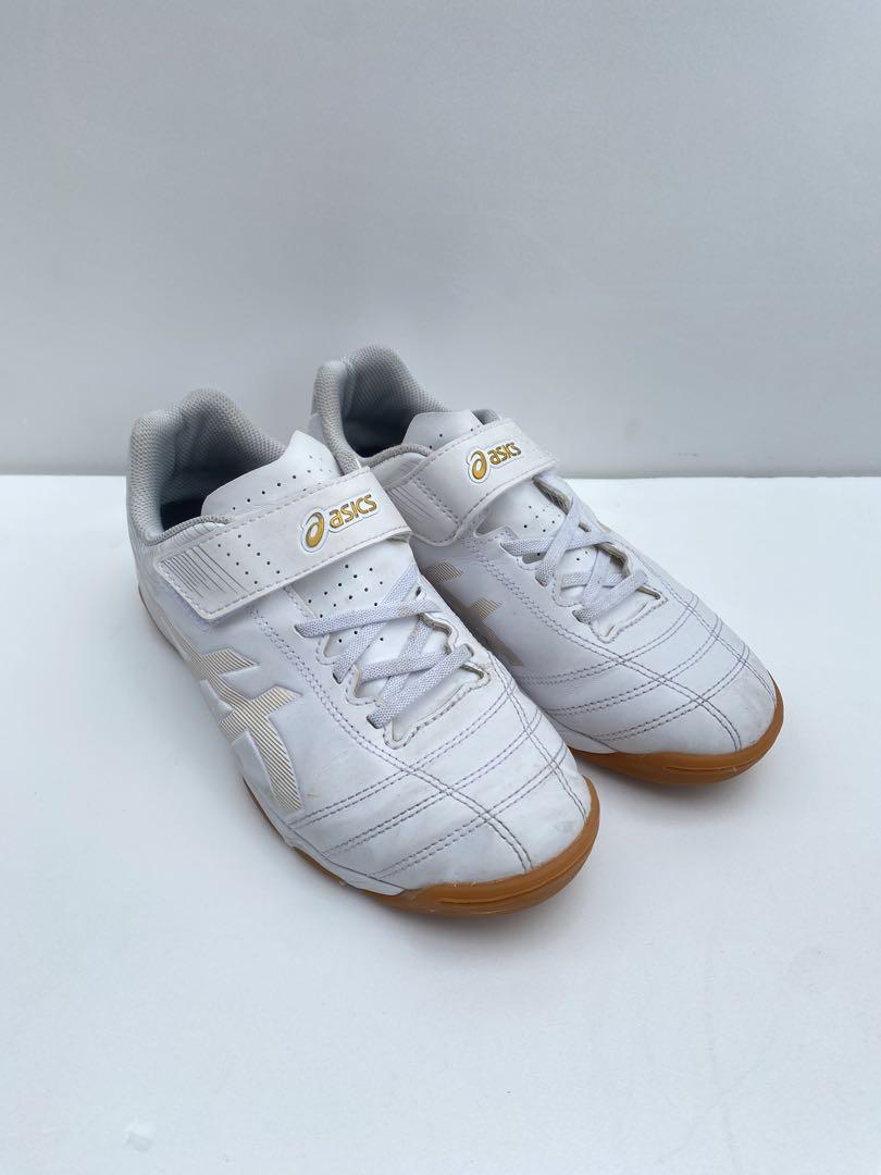 2025年最新海外 asics フットサルシューズ メルカリ - ホワイト シューズ